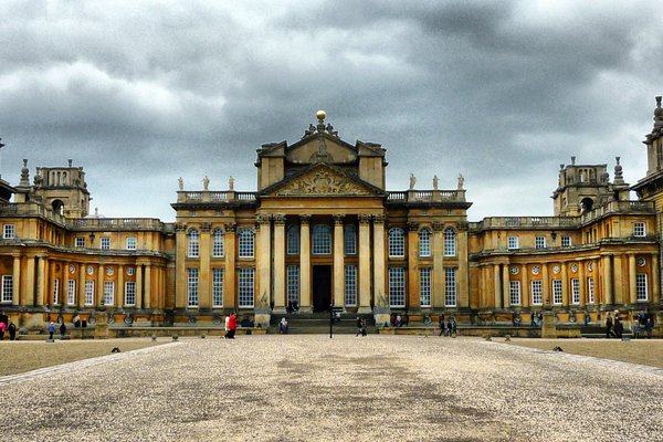 Blenheim_Palace.2e16d0ba.fill-600x400