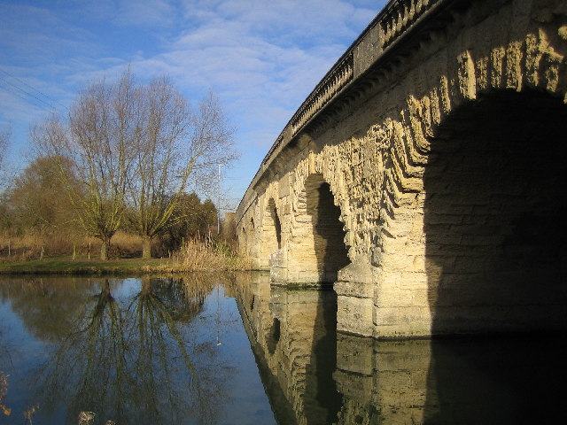 The arches of the Swinford Toll Bridge near Eynsham