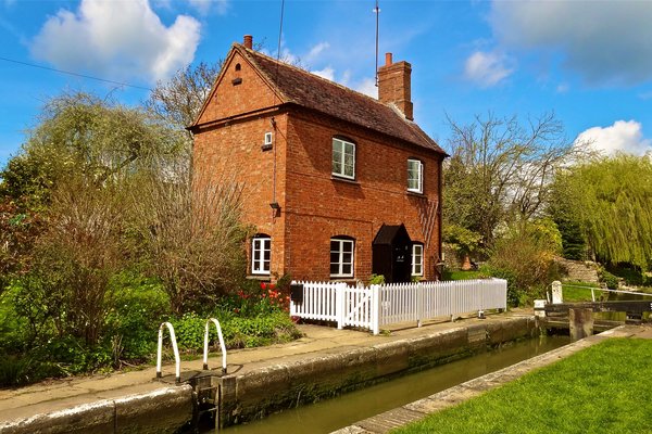Cropredy Canal and lock. Love it!